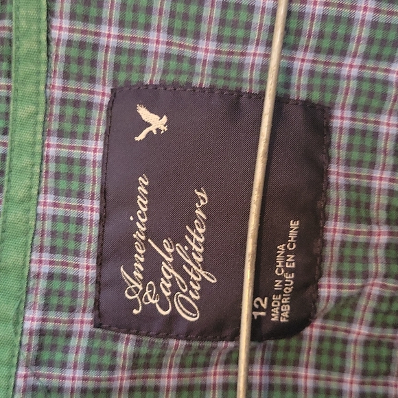 3/$18 - American Eagle Long Button Down - Picture 6 of 7